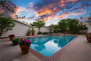 20624 Oxnard St, Woodland Hills, CA 91367 - Photo 3