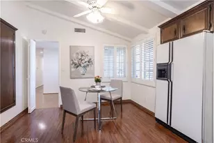 20624 Oxnard St, Woodland Hills, CA 91367 - Photo 17