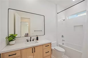 27533 Golden Currant Pl, Valencia, CA 91381 - Photo 13