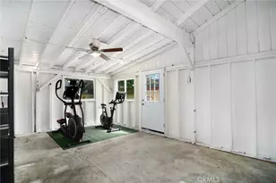 6508 Moorcroft Ave, Woodland Hills, CA 91303 - Photo 19