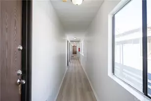 7437 Haskell Ave, Van Nuys, CA 91406 - Photo 21