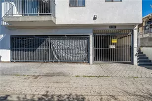 7437 Haskell Ave, Van Nuys, CA 91406 - Photo 17