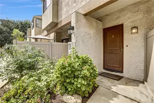 18242 Burbank Blvd, Tarzana, CA 91356 - Photo 1