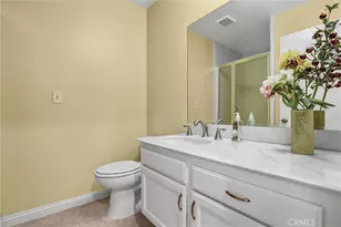 18242 Burbank Blvd, Tarzana, CA 91356 - Photo 15