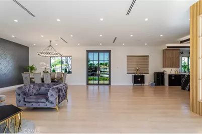 7714 Lasaine Avenue, Northridge, CA 91325 - Photo 33