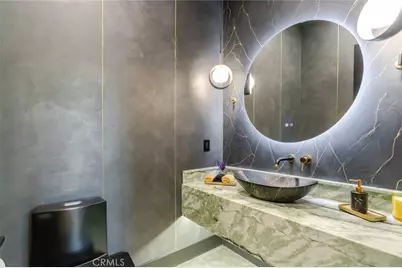 7714 Lasaine Avenue, Northridge, CA 91325 - Photo 65