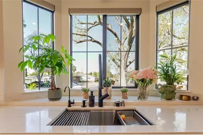 7714 Lasaine Avenue, Northridge, CA 91325 - Photo 43