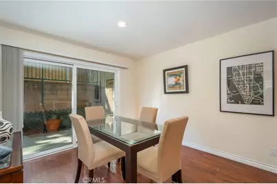 18319 Collins Street #19, Tarzana, CA 91356 - Photo 11