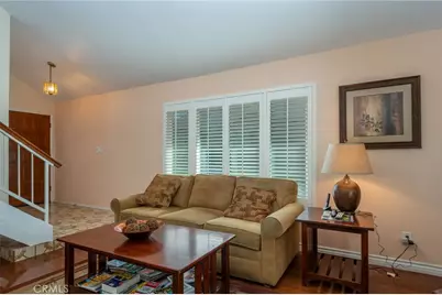 18319 Collins, Tarzana, CA 91356 - Photo 17