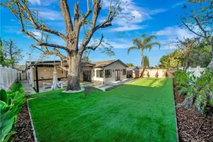 24250 Friar St, Woodland Hills, CA 91367 - Photo 37