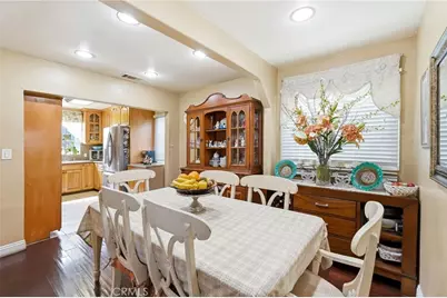 18149 Saticoy, Reseda, CA 91335 - Photo 11