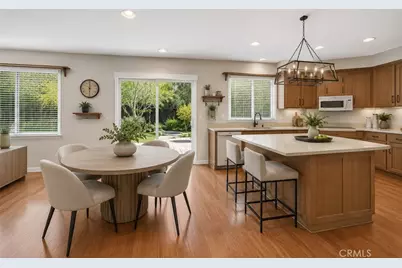 22262 Trinity Place, Saugus, CA 91390 - Photo 27