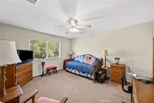 22262 Trinity Pl, Saugus, CA 91390 - Photo 43