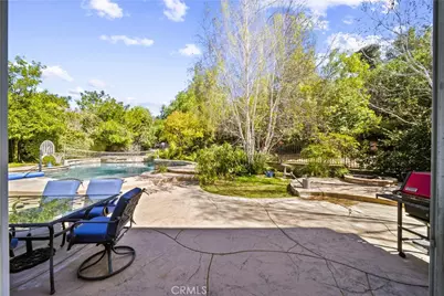 22262 Trinity Place, Saugus, CA 91390 - Photo 55