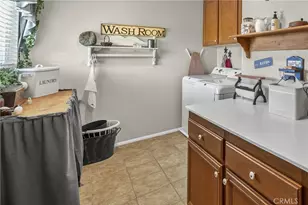 22262 Trinity Pl, Saugus, CA 91390 - Photo 55
