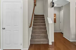 22262 Trinity Pl, Saugus, CA 91390 - Photo 37