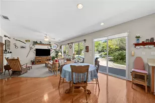 22262 Trinity Pl, Saugus, CA 91390 - Photo 21