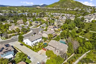 22262 Trinity Pl, Saugus, CA 91390 - Photo 65