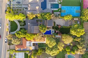 23134 Collins St, Woodland Hills, CA 91367 - Photo 23