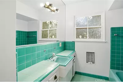 13421 Barbara Ann St, North Hollywood, CA 91605 - Photo 29