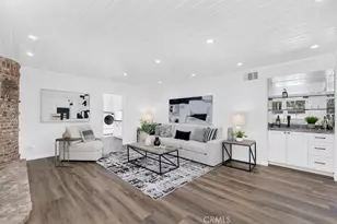 21438 Mulholland, Woodland Hills, CA 91364 - Photo 9