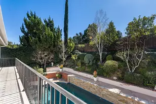 21438 Mulholland, Woodland Hills, CA 91364 - Photo 13