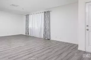 8525 Great Circle, California City, CA 93505 - Photo 3