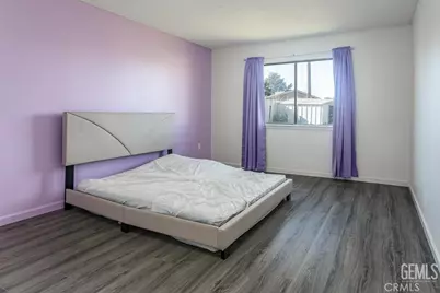 8525 Great Circle, California City, CA 93505 - Photo 15