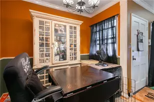 1329 -1331 N Screenland Dr, Burbank, CA 91505 - Photo 7