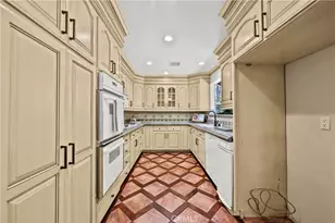 10132 Wish, Northridge, CA 91325 - Photo 23