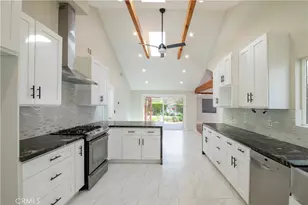 7447 Enfield, Reseda, CA 91335 - Photo 3