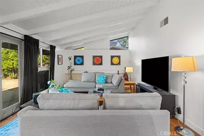 16421 Gledhill, North Hills, CA 91343 - Photo 19