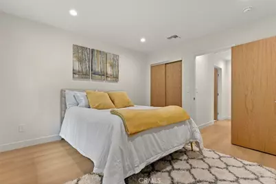 981 Glen Oaks, Pasadena, CA 91105 - Photo 27