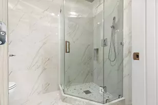 981 Glen Oaks, Pasadena, CA 91105 - Photo 31