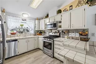 13691 Gavina, Sylmar, CA 91342 - Photo 17