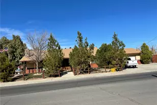 637 E Ave K4, Lancaster, CA 93535 - Photo 5