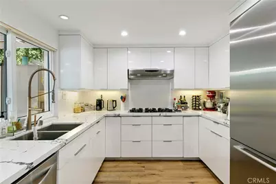 24411 Highlander Road, West Hills, CA 91307 - Photo 9