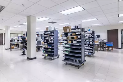 888 E Easy Street, Simi Valley, CA 93065 - Photo 9