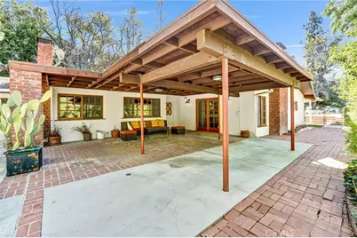 19130 Charles Street, Tarzana, CA 91356 - Photo 5