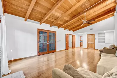 19130 Charles Street, Tarzana, CA 91356 - Photo 27