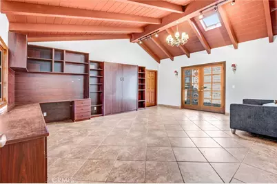 19130 Charles Street, Tarzana, CA 91356 - Photo 21