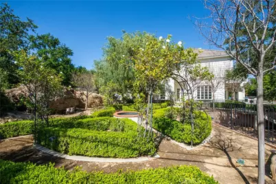 9506 Hunt Club, Chatsworth, CA 91311 - Photo 33