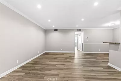 5320 Zelzah Ave. #214, Encino, CA 91316 - Photo 5