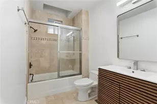 1023 Wilcox Ave, Los Angeles, CA 90038 - Photo 29