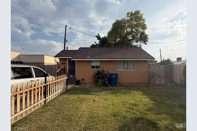 121 Roberts, Bakersfield, CA 93308 - Photo 1