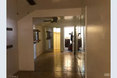 121 Roberts, Bakersfield, CA 93308 - Photo 3