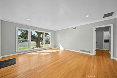 8936 Woodley Avenue, North Hills, CA 91343 - Photo 7