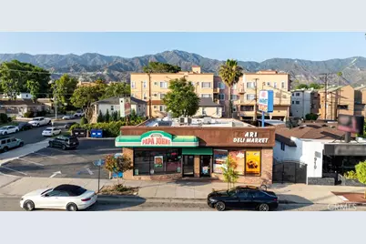 906 S Gkenoaks Boulevard, Burbank, CA 91502 - Photo 35