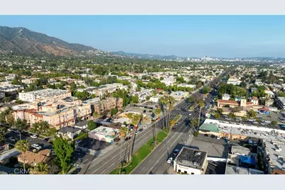 906 S Gkenoaks Boulevard, Burbank, CA 91502 - Photo 31