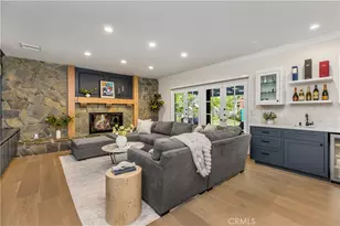 6032 County Oak Rd, Woodland Hills, CA 91367 - Photo 15